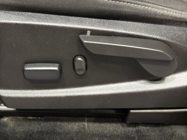 2018 GMC Canyon in Burlington, WI 53105 - 18097566 15