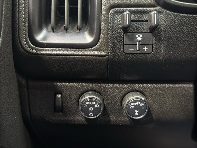 2018 GMC Canyon in Burlington, WI 53105 - 18097566 31