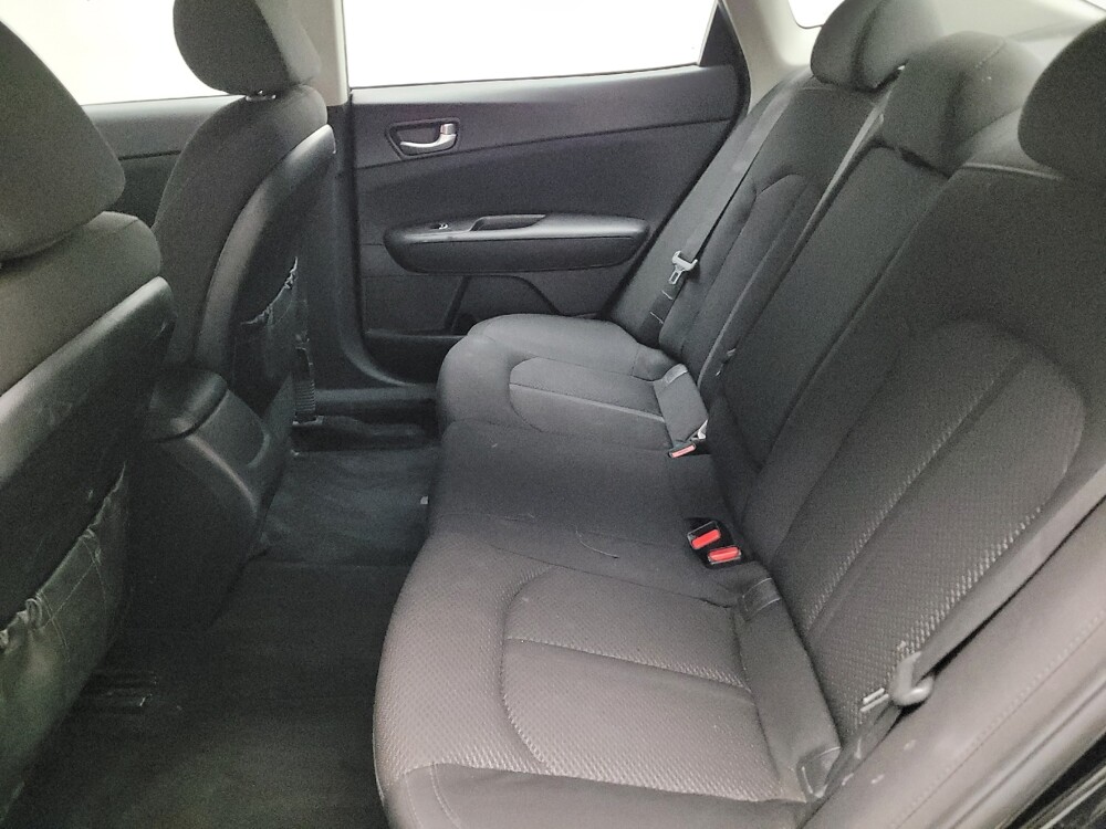 2018 Kia Optima in Bakersfield, CA 93309 - 18097569 18