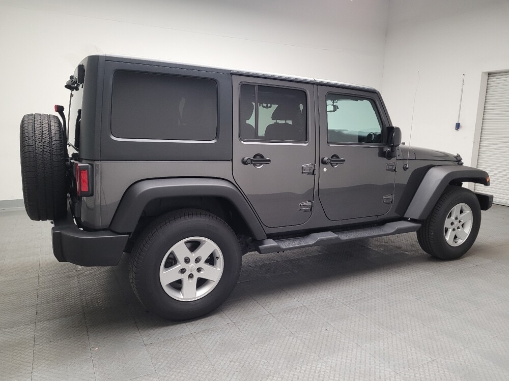 2018 Jeep Wrangler in Riverside, CA 92504 - 18097572 10