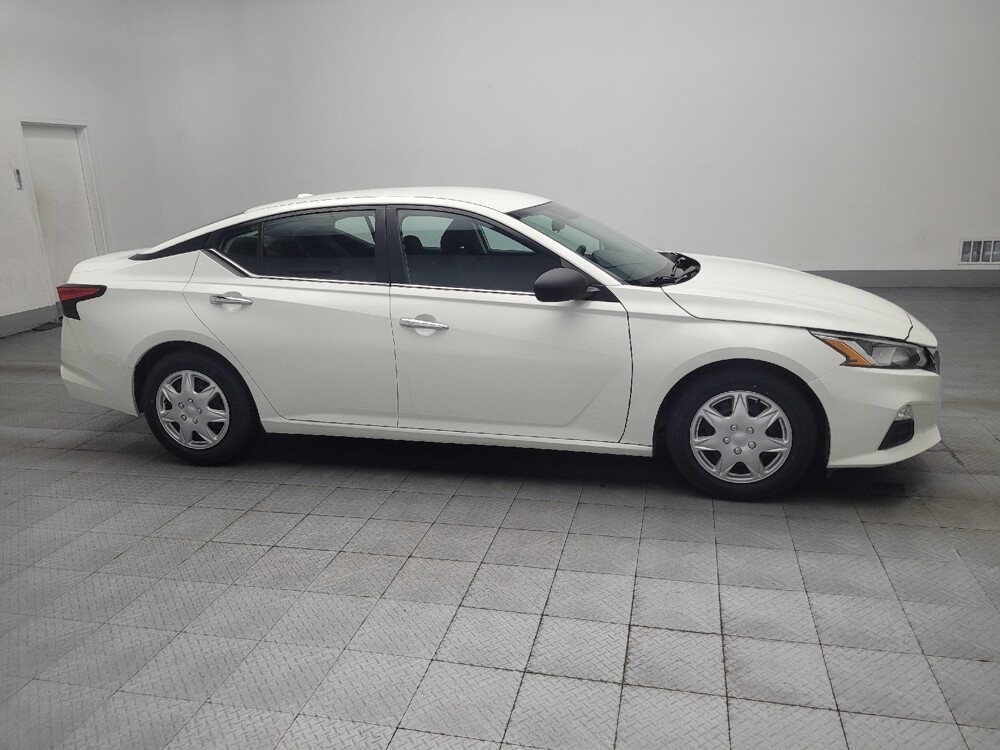 2020 Nissan Altima in Morrow, GA 30260 - 18097574 11