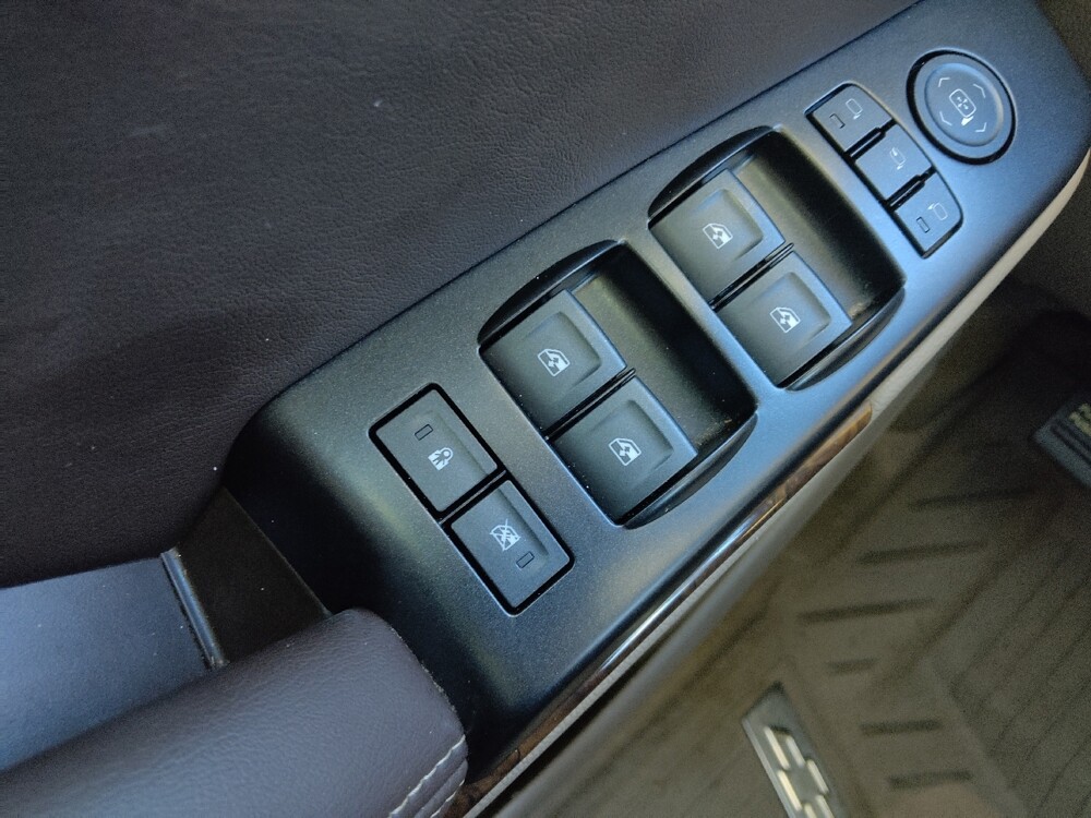 2018 Chevrolet Tahoe in Albany, GA 31705 - 18097584 27