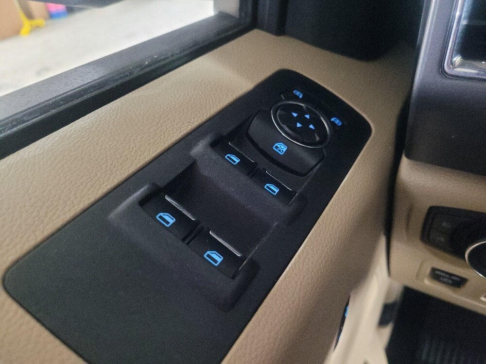 2016 Ford F150 in Marietta, GA 30062 - 18097585 27