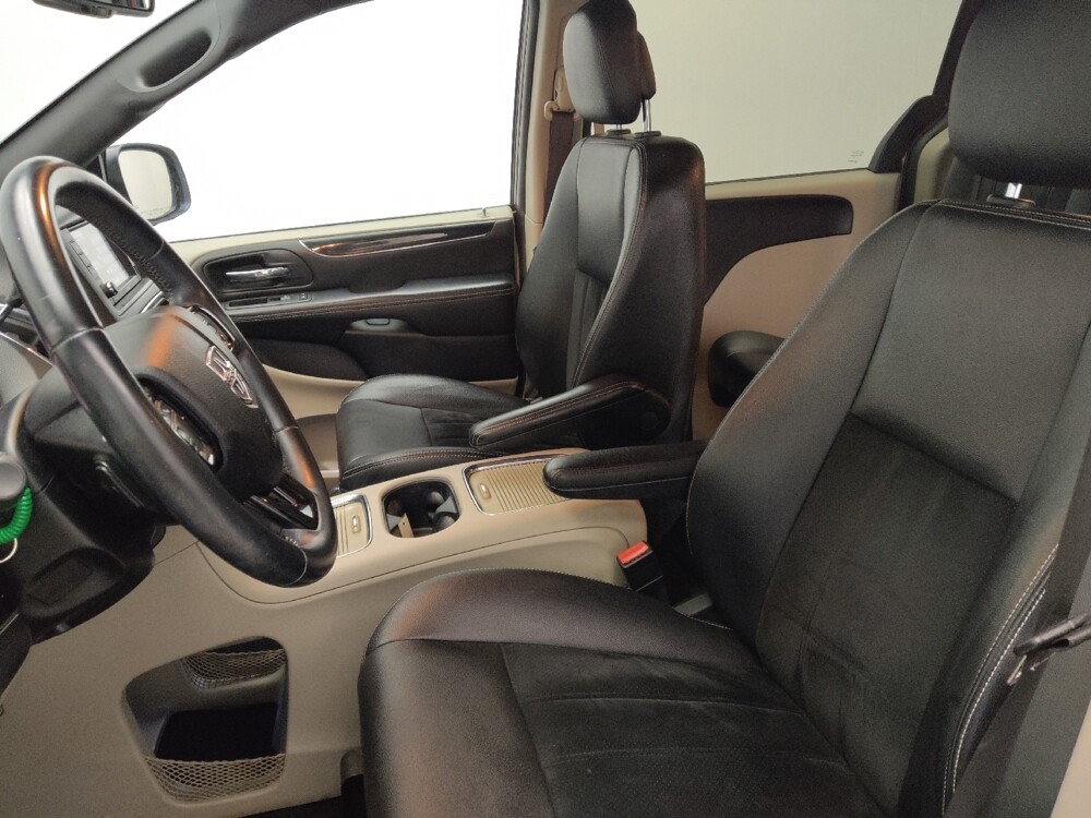 2018 Dodge Grand Caravan in Marietta, GA 30062 - 18097587 17