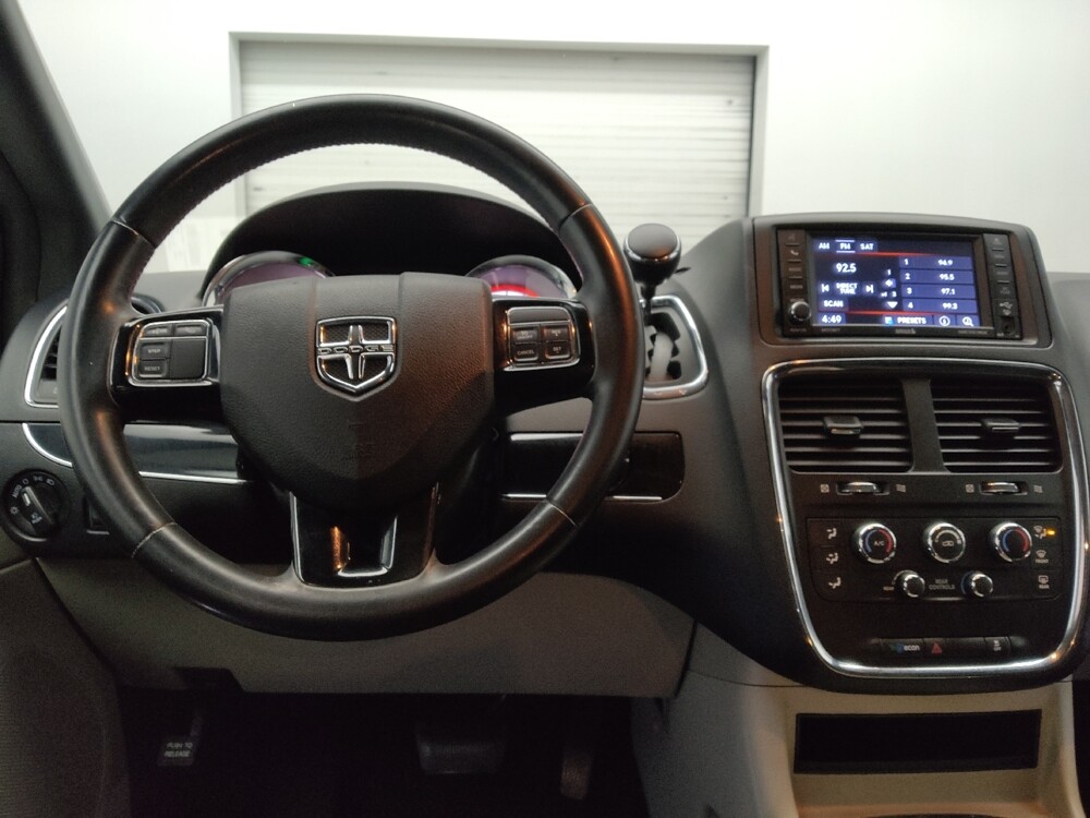 2018 Dodge Grand Caravan in Marietta, GA 30062 - 18097587 22