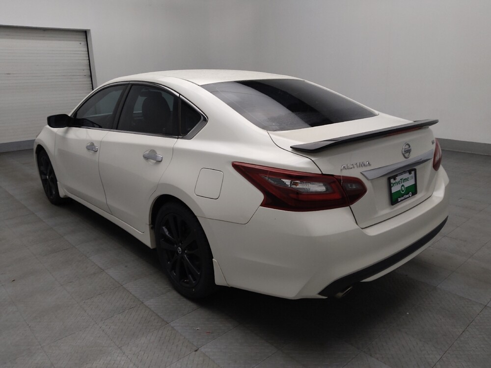 2017 Nissan Altima in Conyers, GA 30094 - 18097589 5