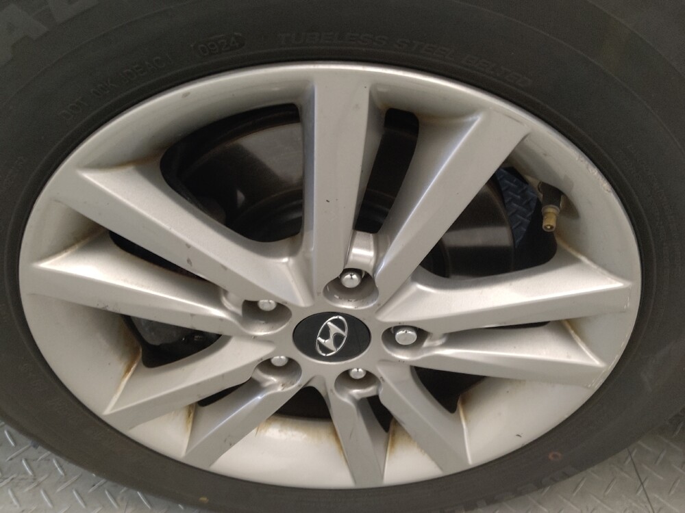 2016 Hyundai Sonata in Birmingham, AL 35215 - 18097592 31