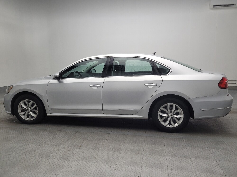 2016 Volkswagen Passat in Athens, GA 30606 - 18097596 3