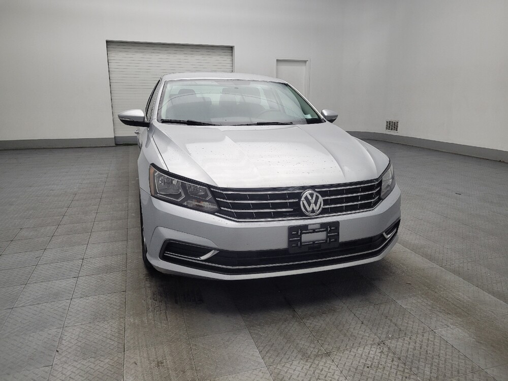 2016 Volkswagen Passat in Athens, GA 30606 - 18097596 14