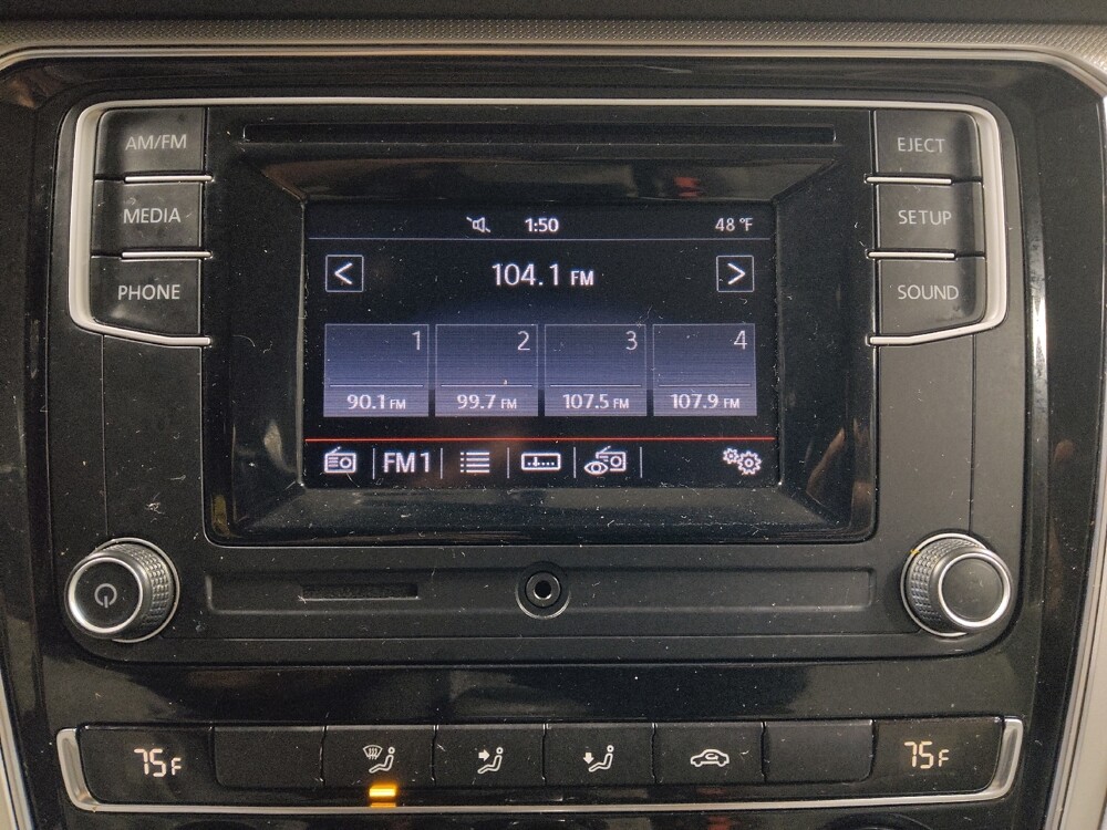 2016 Volkswagen Passat in Athens, GA 30606 - 18097596 25