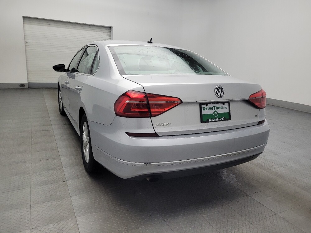 2016 Volkswagen Passat in Athens, GA 30606 - 18097596 5