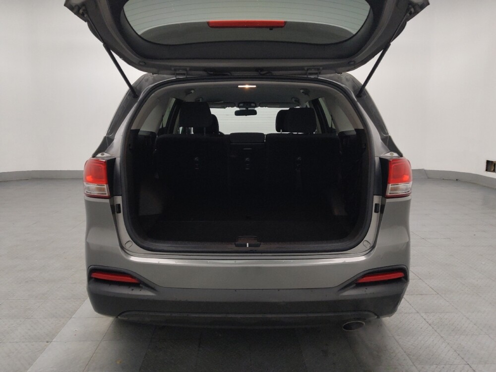 2017 Kia Sorento in Union City, GA 30291 - 18097598 29