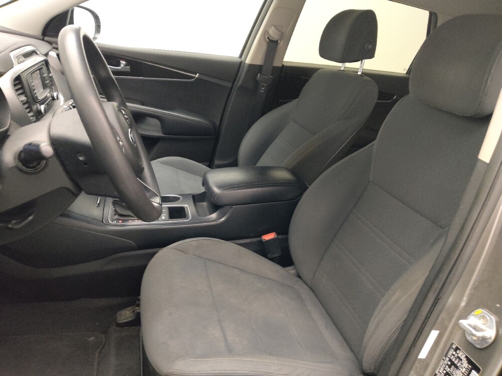 2017 Kia Sorento in Union City, GA 30291 - 18097598 17