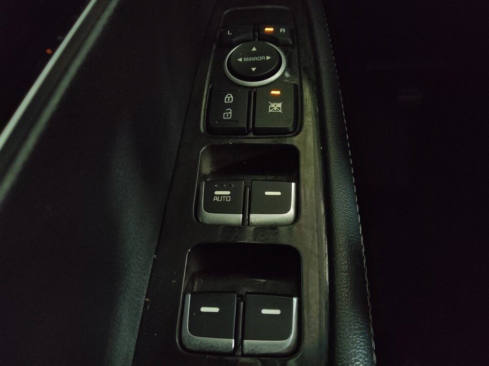 2017 Kia Sorento in Union City, GA 30291 - 18097598 27