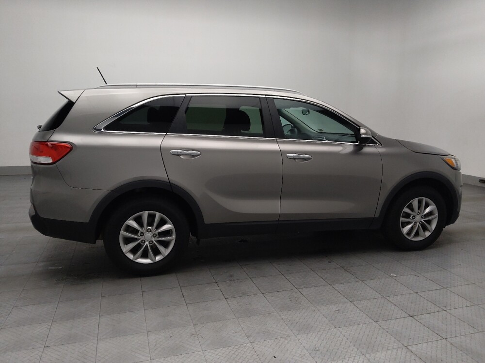 2017 Kia Sorento in Union City, GA 30291 - 18097598 10