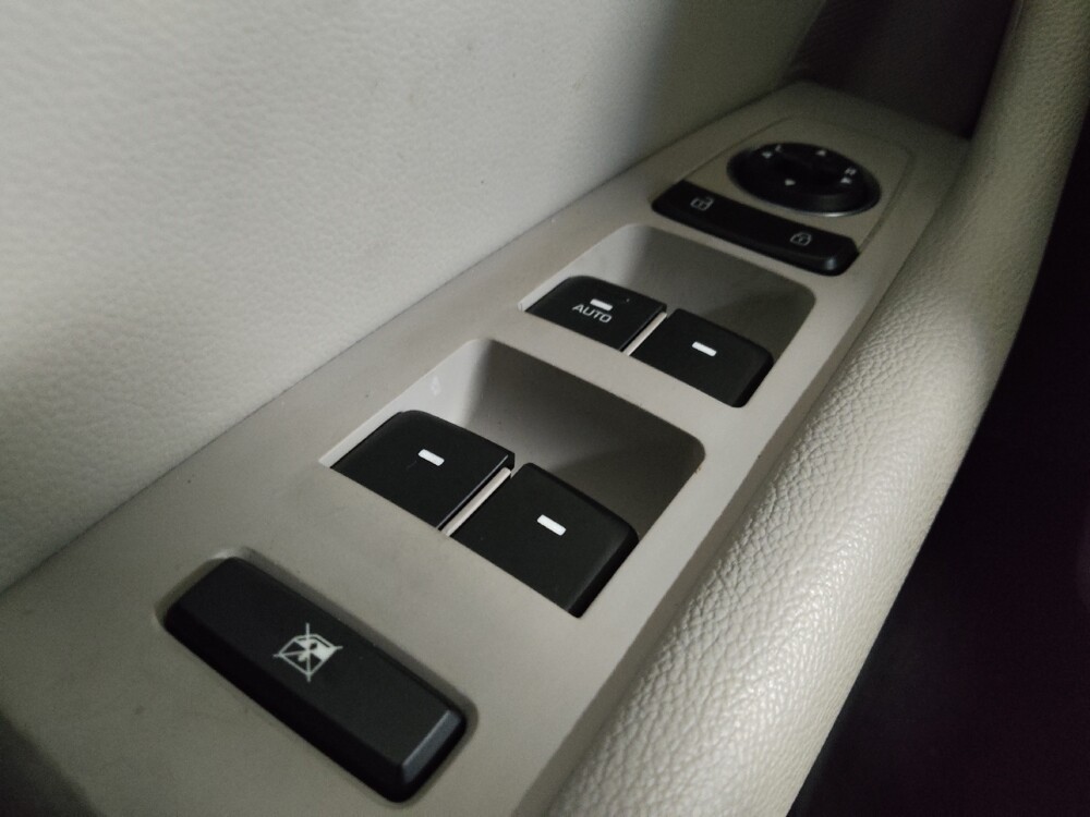 2016 Hyundai Sonata in Marietta, GA 30062 - 18097603 27