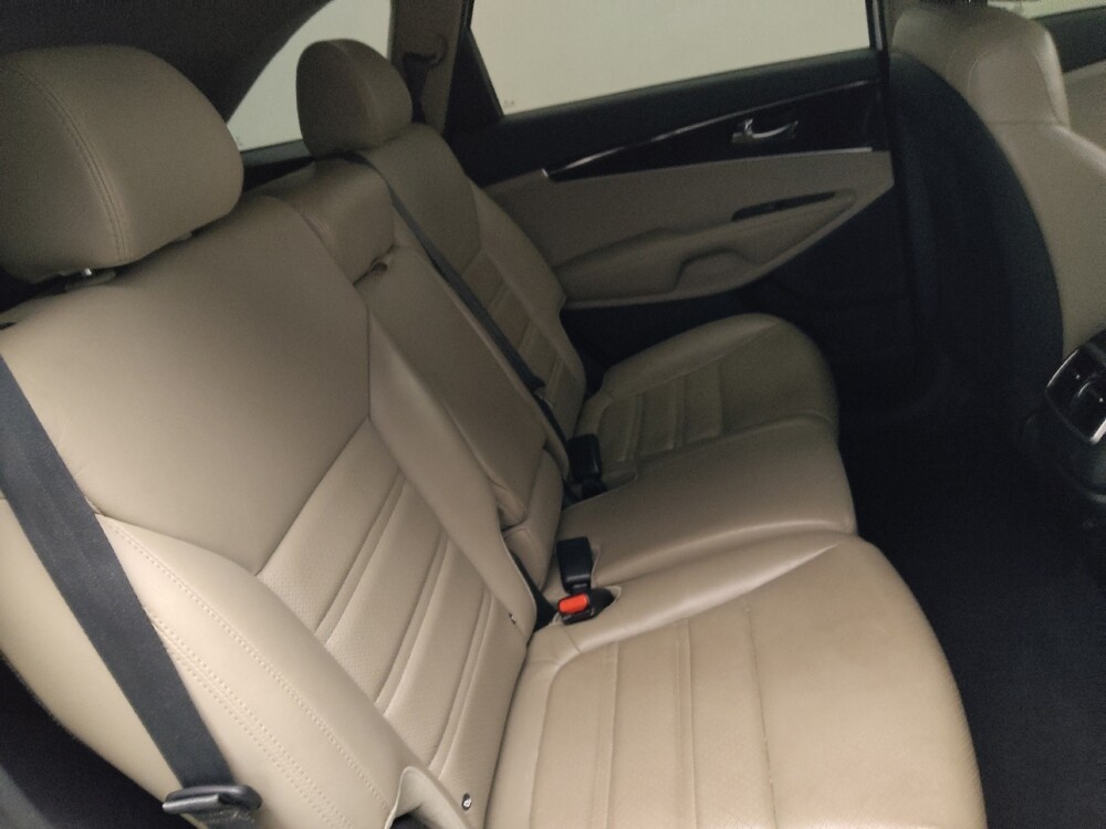 2020 Kia Sorento in Union City, GA 30291 - 18097610 19