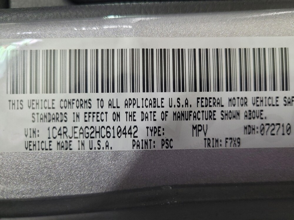 2017 Jeep Grand Cherokee in Union City, GA 30291 - 18097614 33