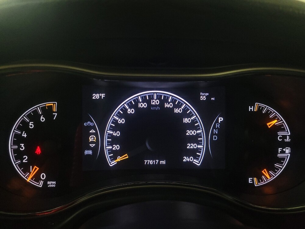 2017 Jeep Grand Cherokee in Union City, GA 30291 - 18097614 23