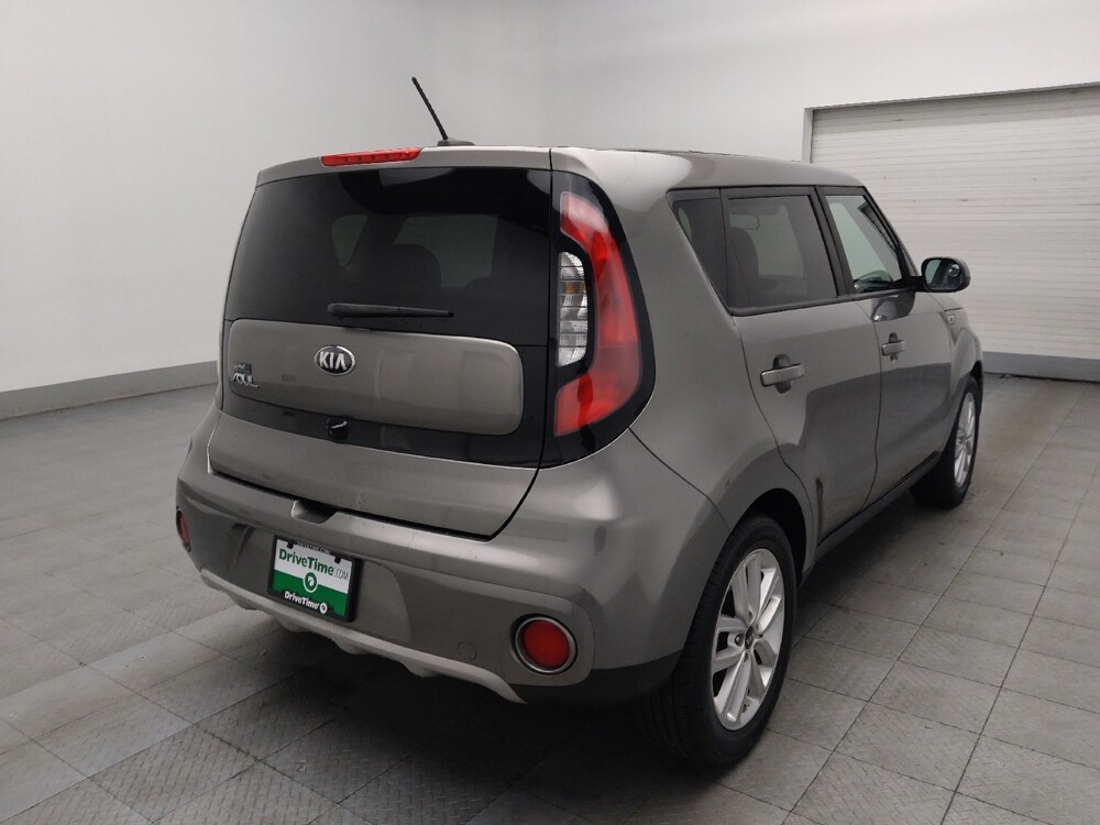 2019 Kia Soul in Conyers, GA 30094 - 18097619 9