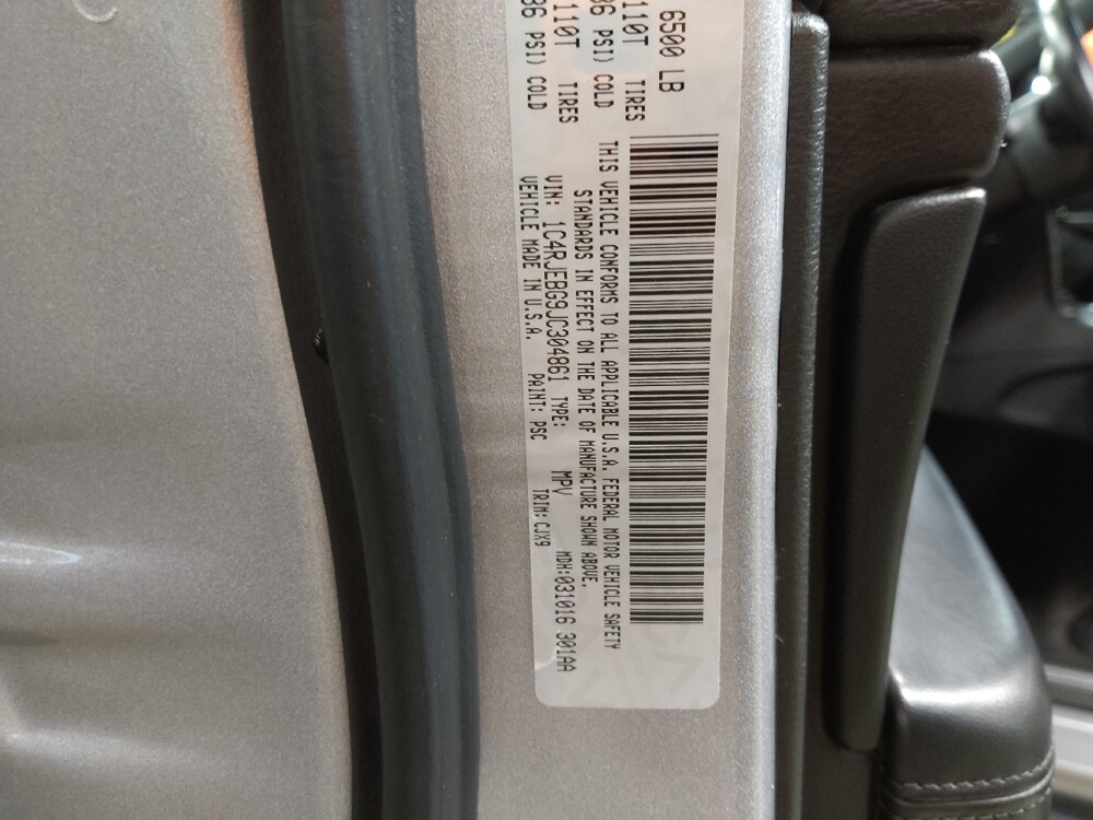 2018 Jeep Grand Cherokee in Tulsa, OK 74145 - 18097623 33