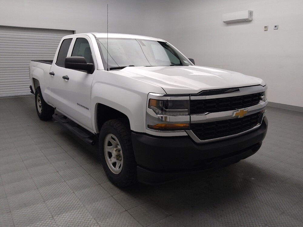 2019 Chevrolet Silverado 1500 in Temple, TX 76502 - 18097630 13