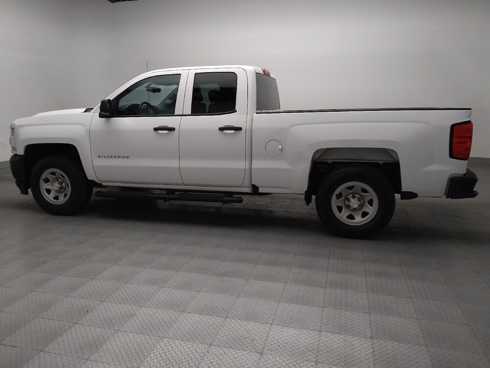 2019 Chevrolet Silverado 1500 in Temple, TX 76502 - 18097630 3
