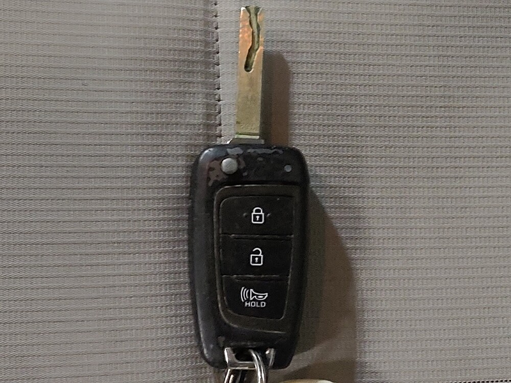 2021 Hyundai Venue in Temple, TX 76502 - 18097638 32