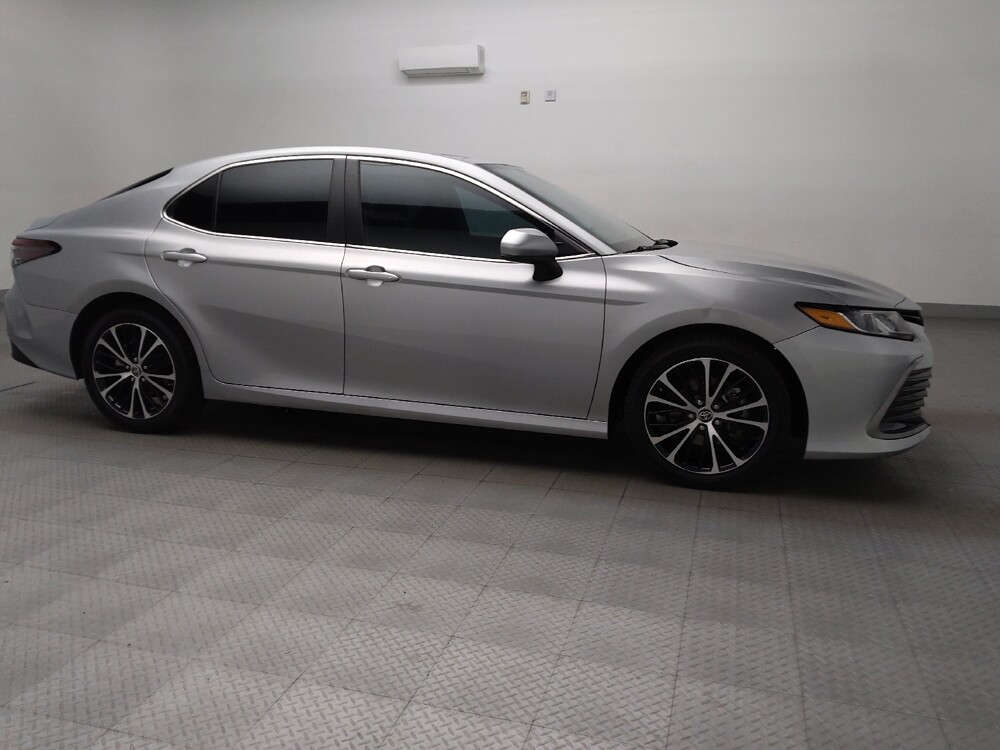 2022 Toyota Camry in Fort Worth, TX 76116 - 18097639 11