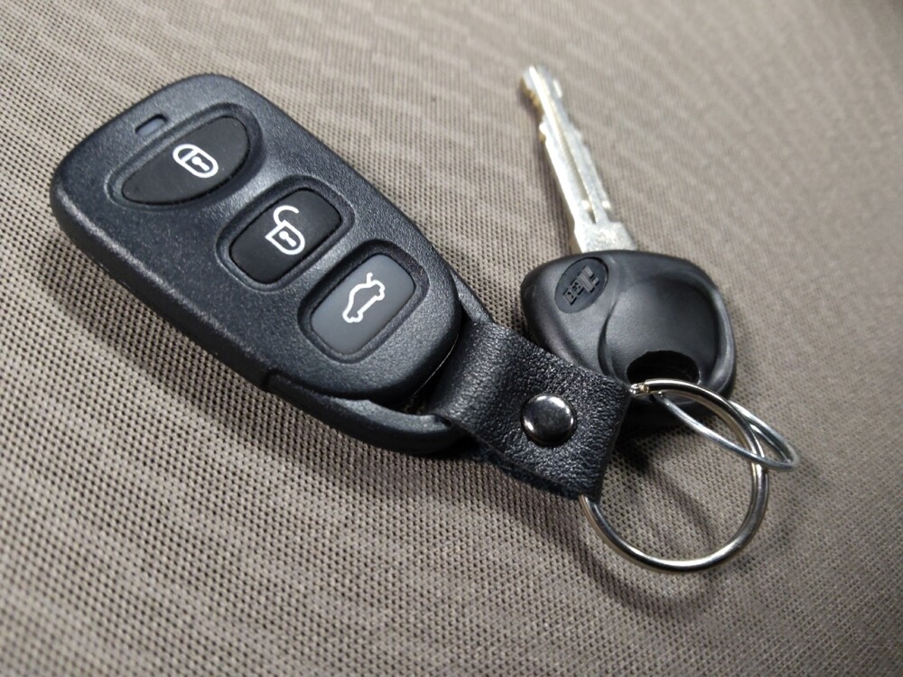 2016 Hyundai Elantra in Mesa, AZ 85210 - 18097644 32