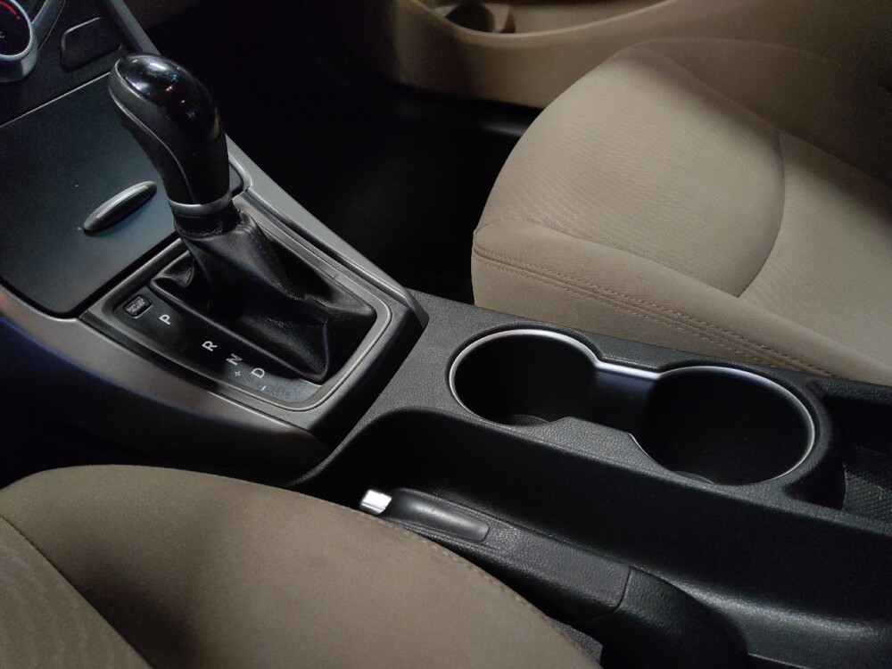 2016 Hyundai Elantra in Mesa, AZ 85210 - 18097644 26