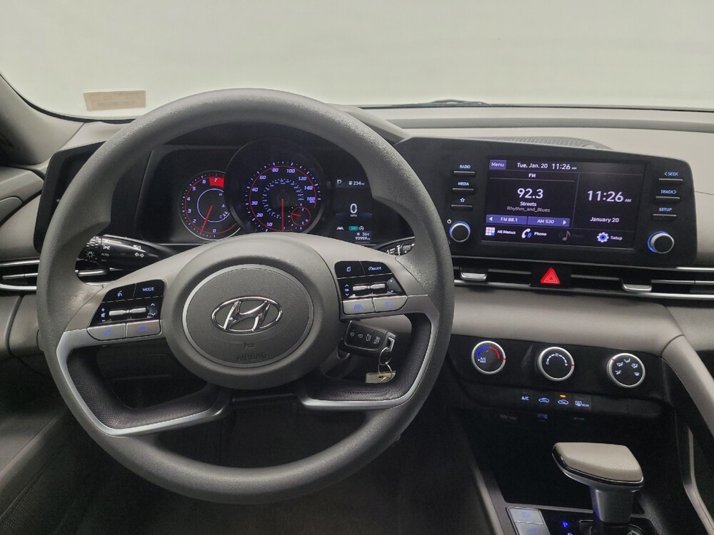 2021 Hyundai Elantra in Indianapolis, IN 46219 - 18097646 22