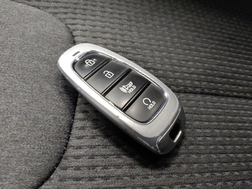 2021 Hyundai Santa Fe in Albuquerque, NM 87123 - 18097652 32