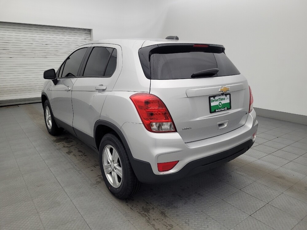 2019 Chevrolet Trax in Charleston, SC 29414 - 18097656 5