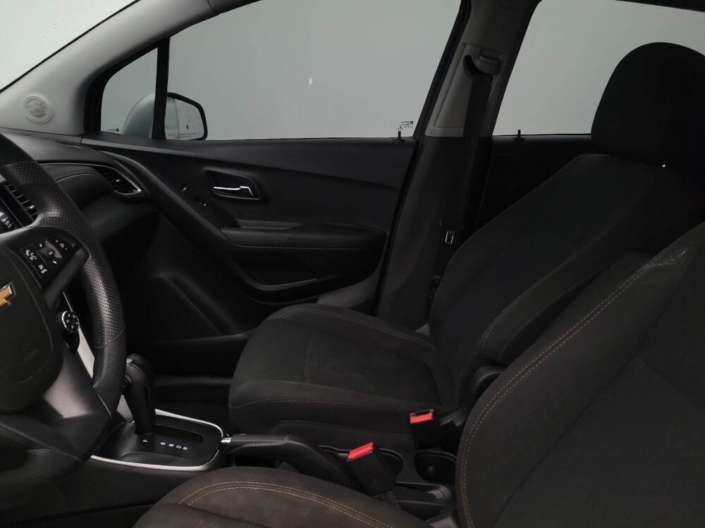 2019 Chevrolet Trax in Charleston, SC 29414 - 18097656 17