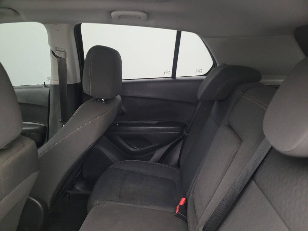 2019 Chevrolet Trax in Charleston, SC 29414 - 18097656 18