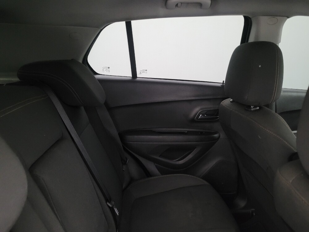 2019 Chevrolet Trax in Charleston, SC 29414 - 18097656 19