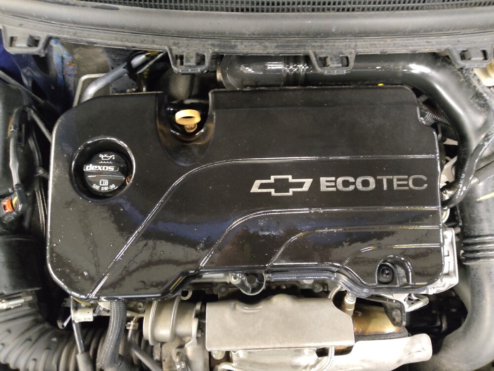 2017 Chevrolet Cruze in Charleston, SC 29414 - 18097660 30