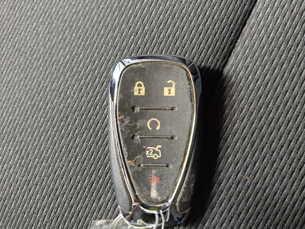 2017 Chevrolet Cruze in Charleston, SC 29414 - 18097660 32