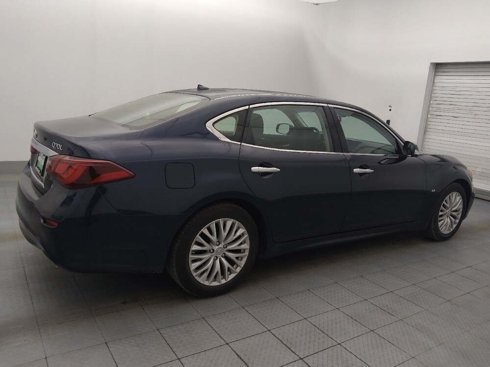 2018 INFINITI Q70 in Tallahassee, FL 32304 - 18097662 10