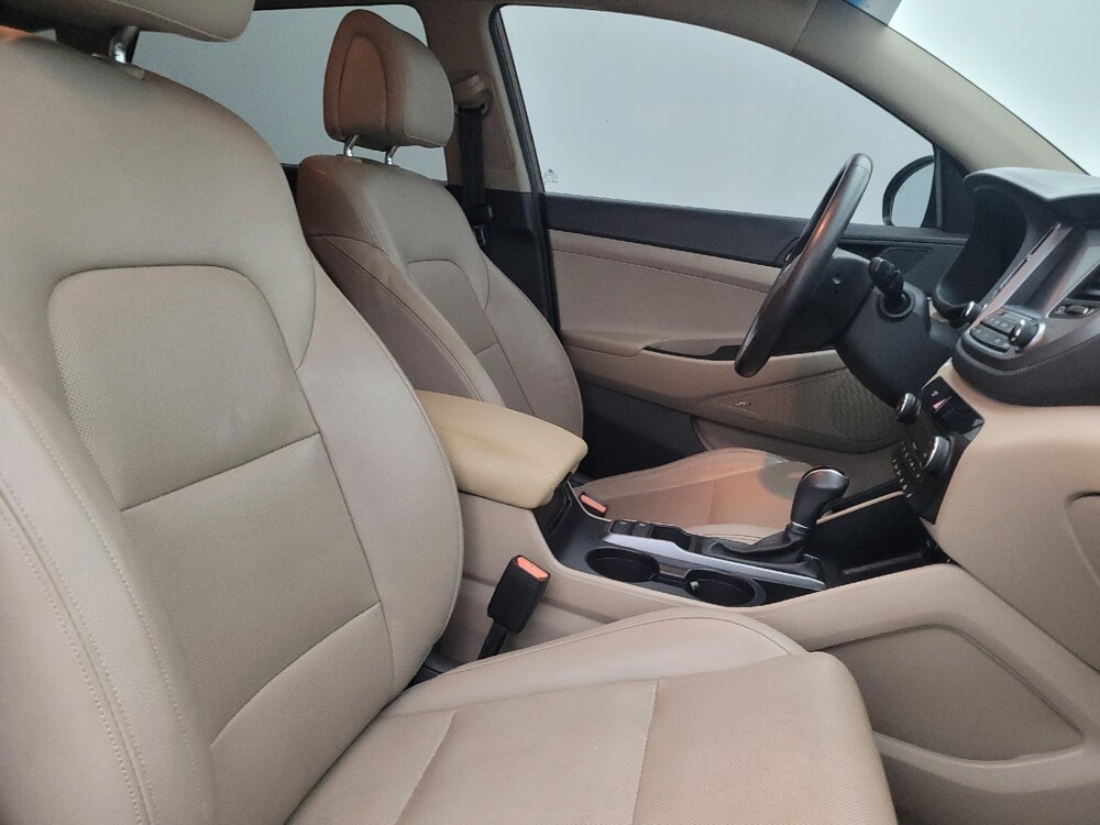 2017 Hyundai Tucson in Tampa, FL 33619 - 18097663 21