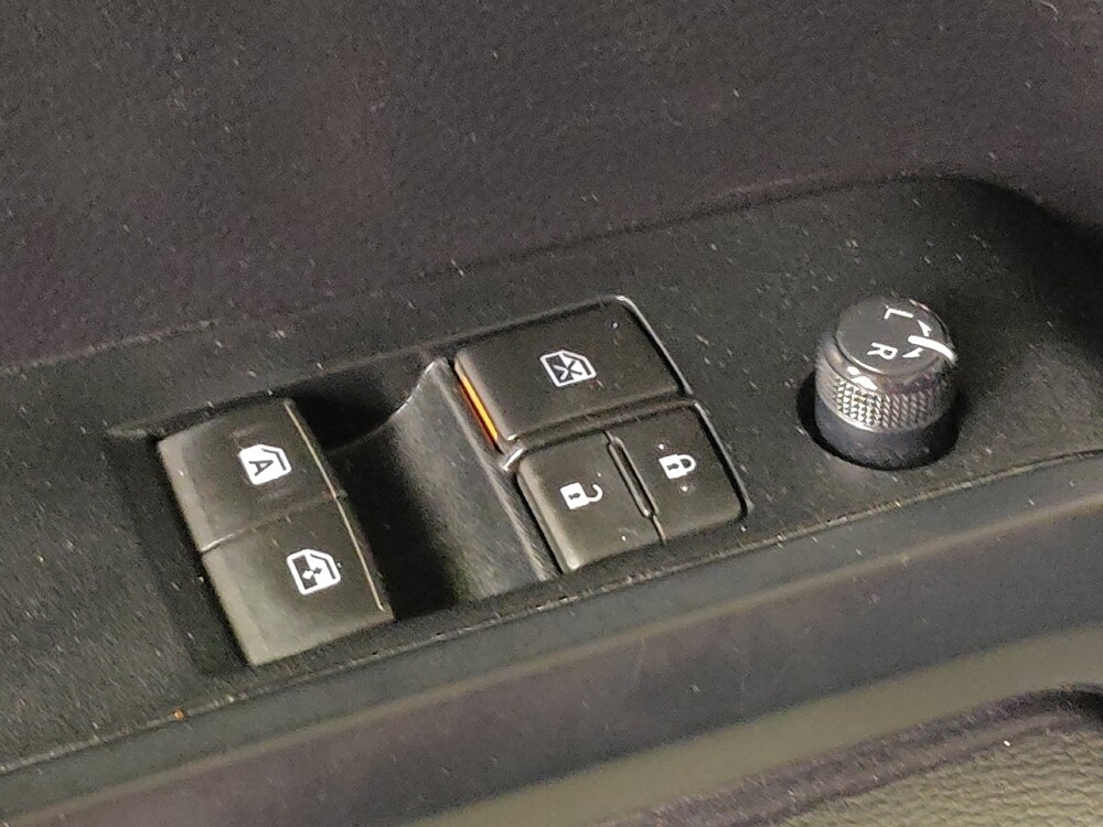 2020 Toyota Tacoma in Clearwater, FL 33764 - 18097665 27