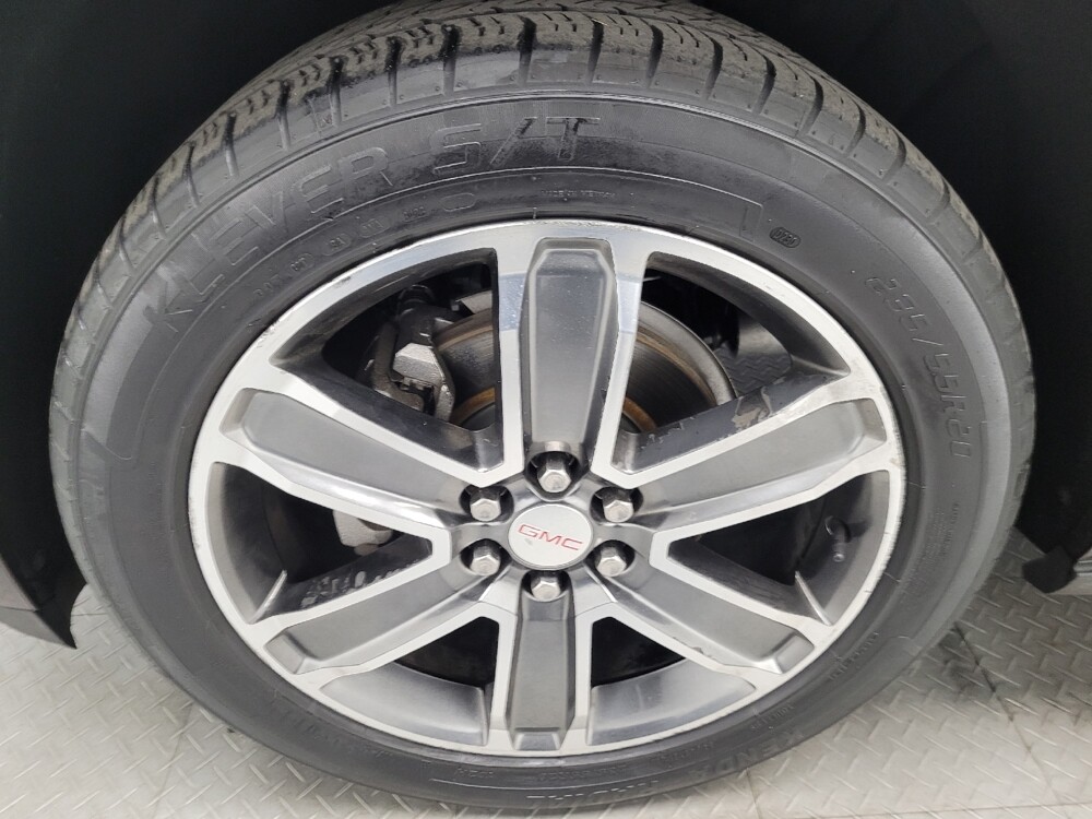 2017 GMC Acadia in Las Vegas, NV 89102 - 18097668 31