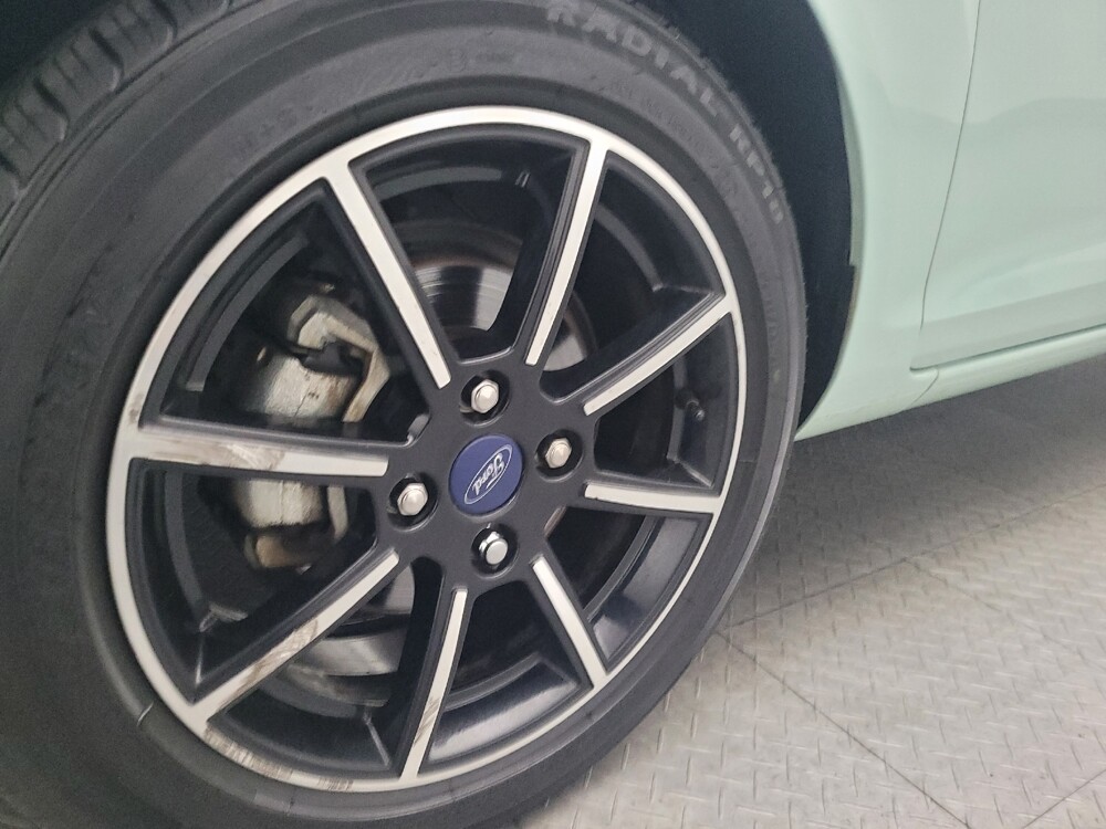 2017 Ford Fiesta in Jacksonville, FL 32225 - 18097669 31