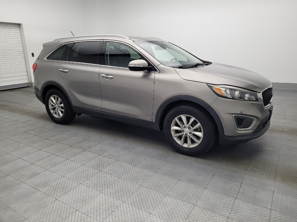 2017 Kia Sorento in Miami, FL 33157 - 18097672 11