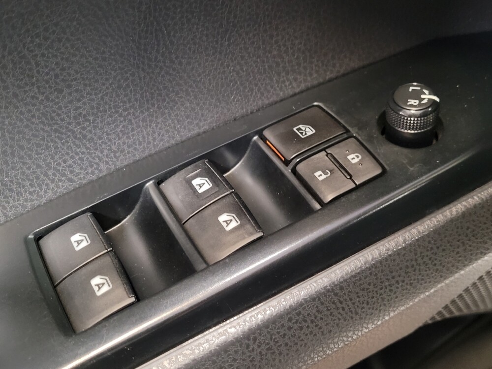 2019 Toyota Camry in Pensacola, FL 32505 - 18097673 27