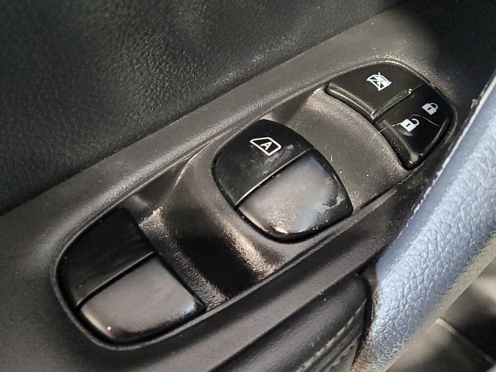 2017 Nissan Rogue in Miami, FL 33157 - 18097682 27