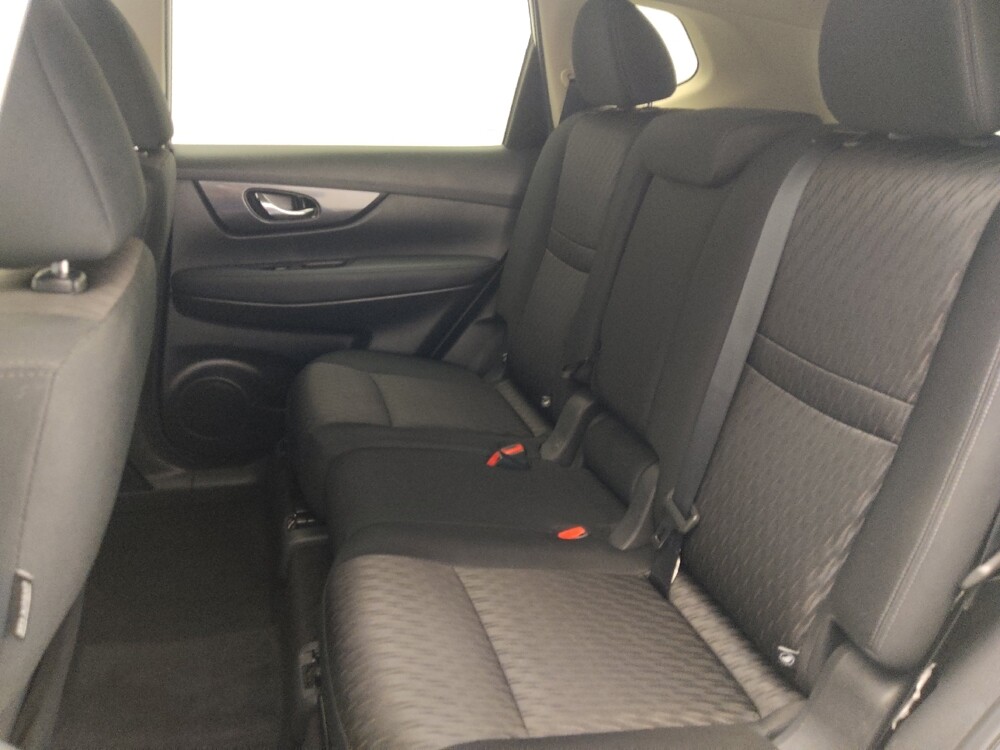 2017 Nissan Rogue in Miami, FL 33157 - 18097682 18