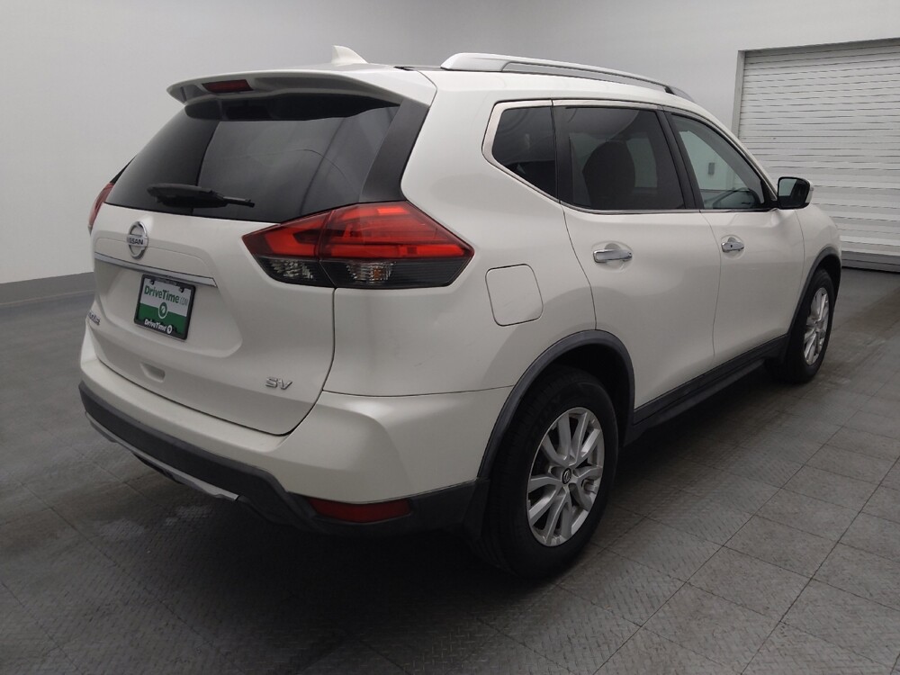 2017 Nissan Rogue in Miami, FL 33157 - 18097682 9
