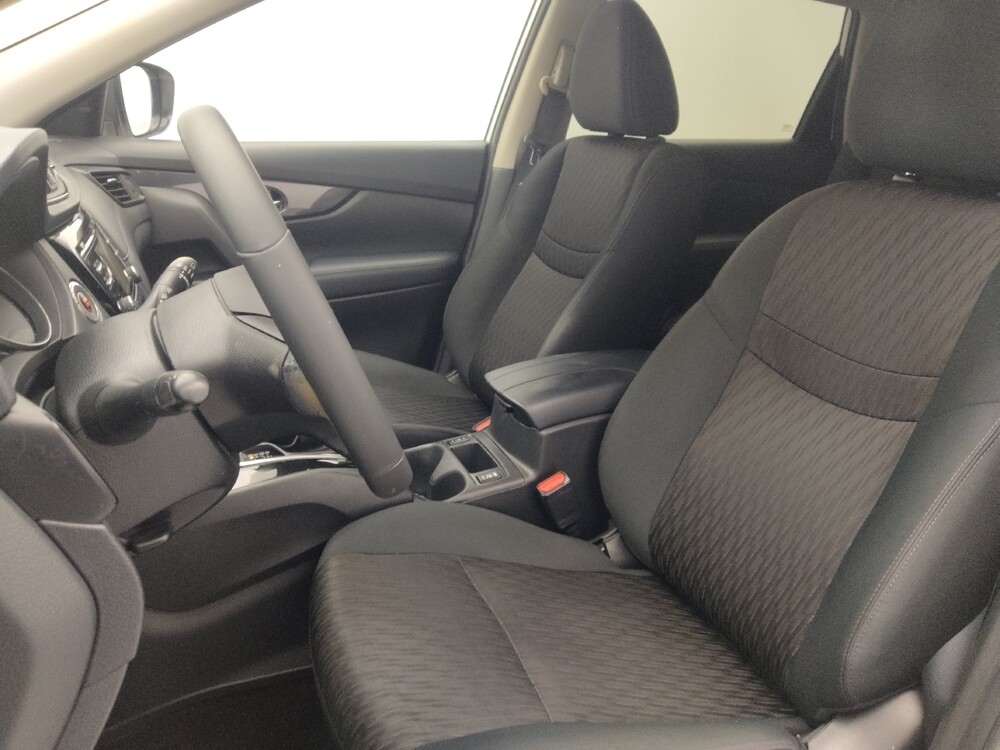 2017 Nissan Rogue in Miami, FL 33157 - 18097682 17